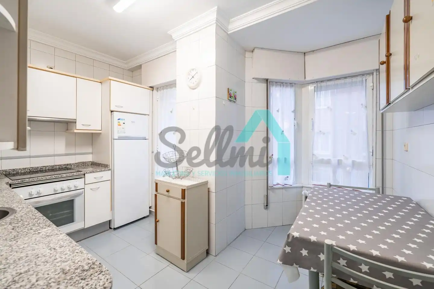 Küche von Wohnung zum Verkauf in Gijón  mit Heizung und Parkett