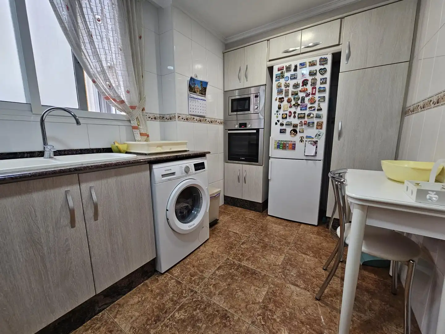 Kitchen of Flat for sale in Valencia  with Air Conditioner, Furnished and Balcony