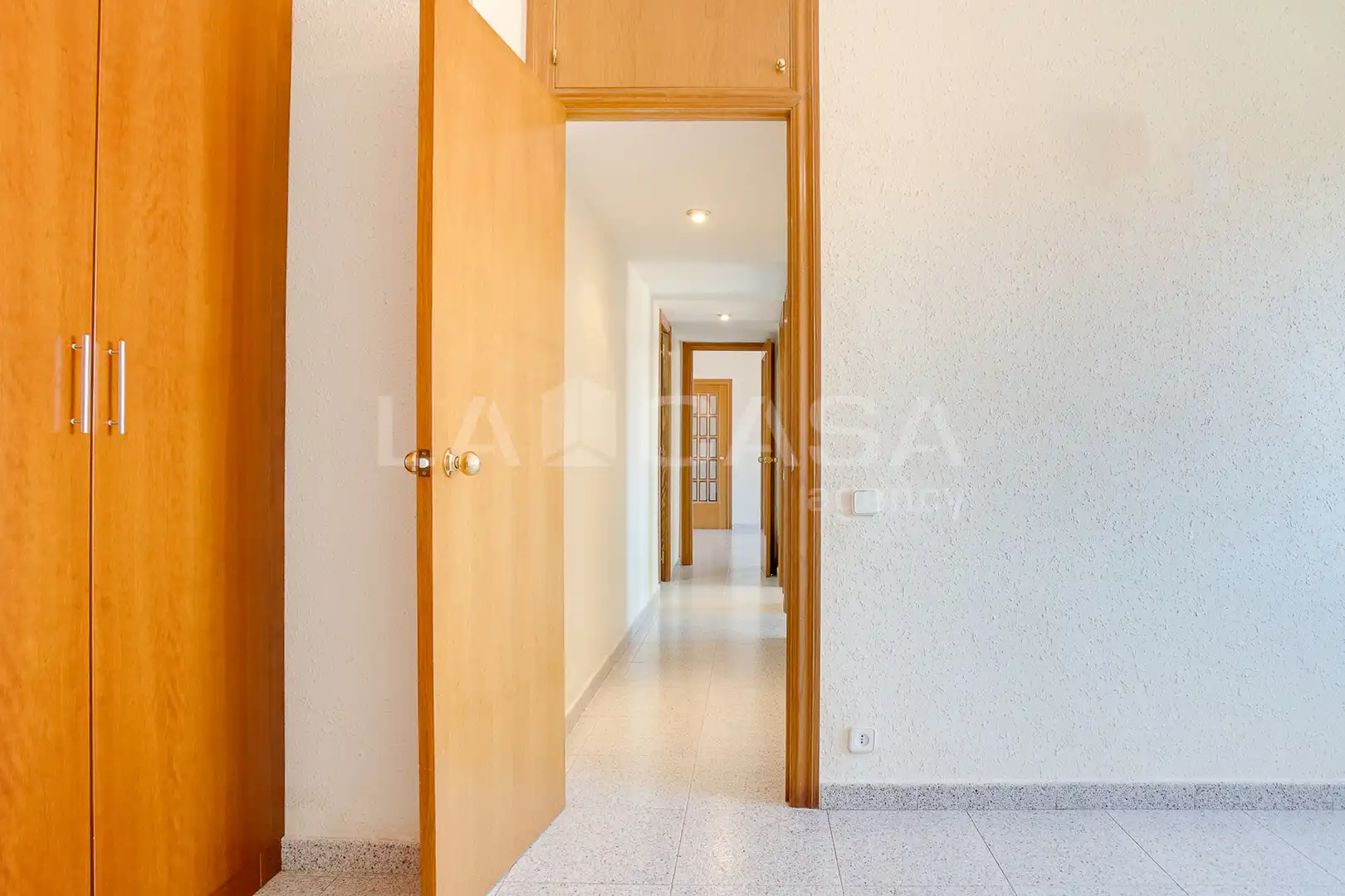Piso en venta en Barcelona con Calefacción y Balcón