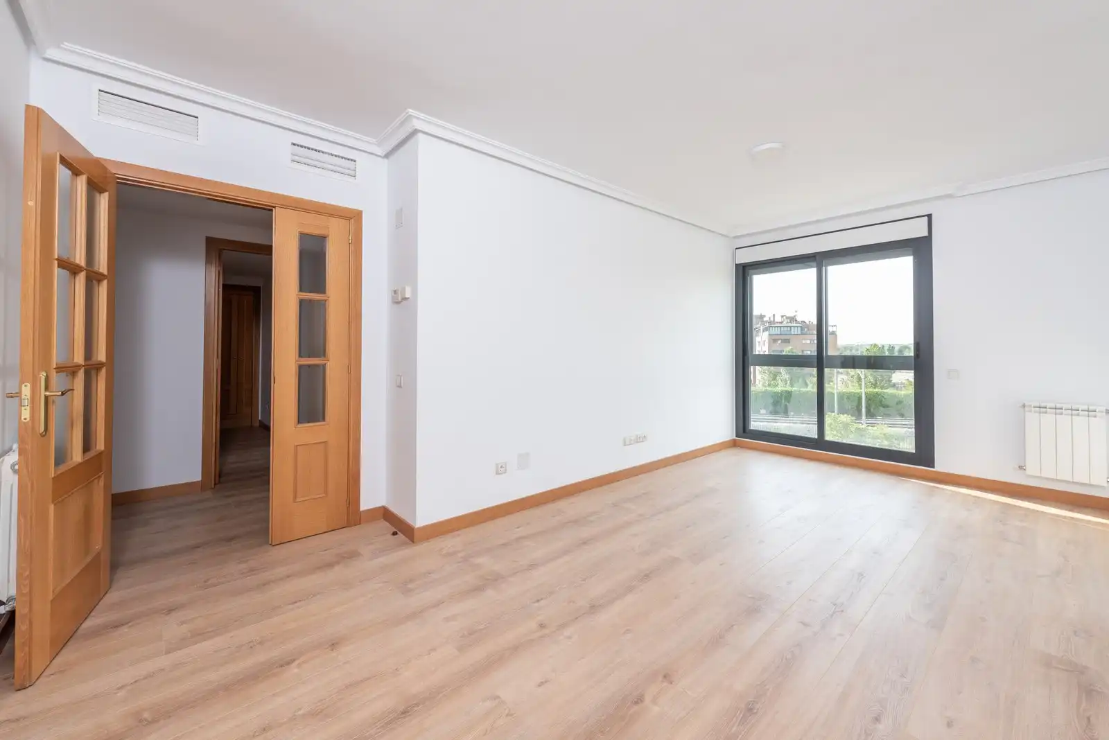 Living room of Flat for sale in Madrid  with Storage room