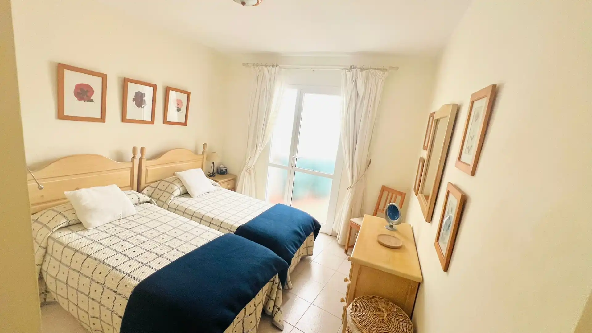 Dormitori de Apartament en venda en Granadilla de Abona amb Moblat, Forn i Rentadora