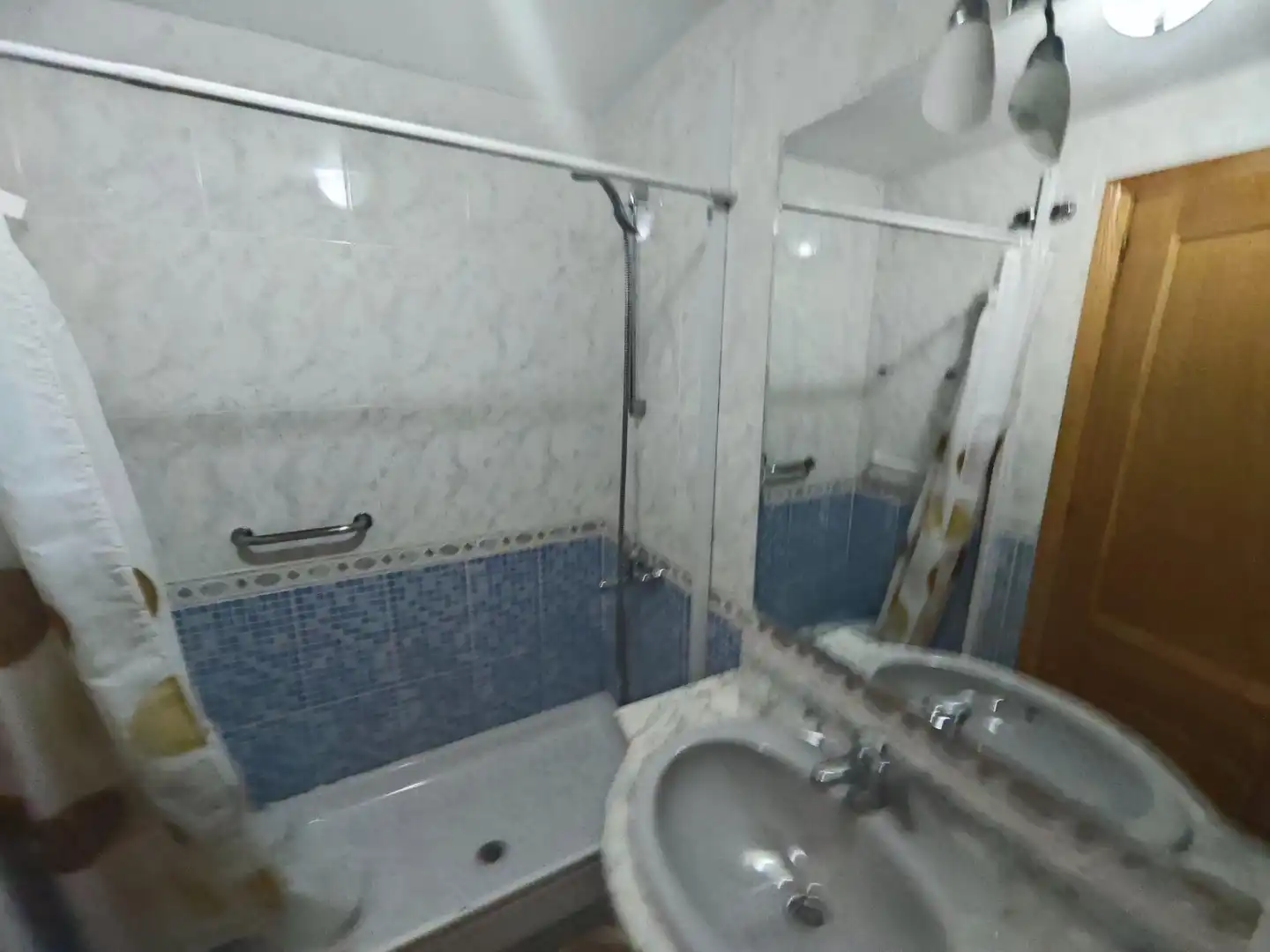Bathroom of Flat for sale in Murcia