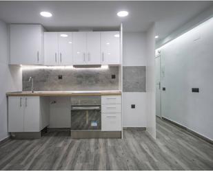 Cuina de Estudi en venda en  Barcelona Capital amb Parquet