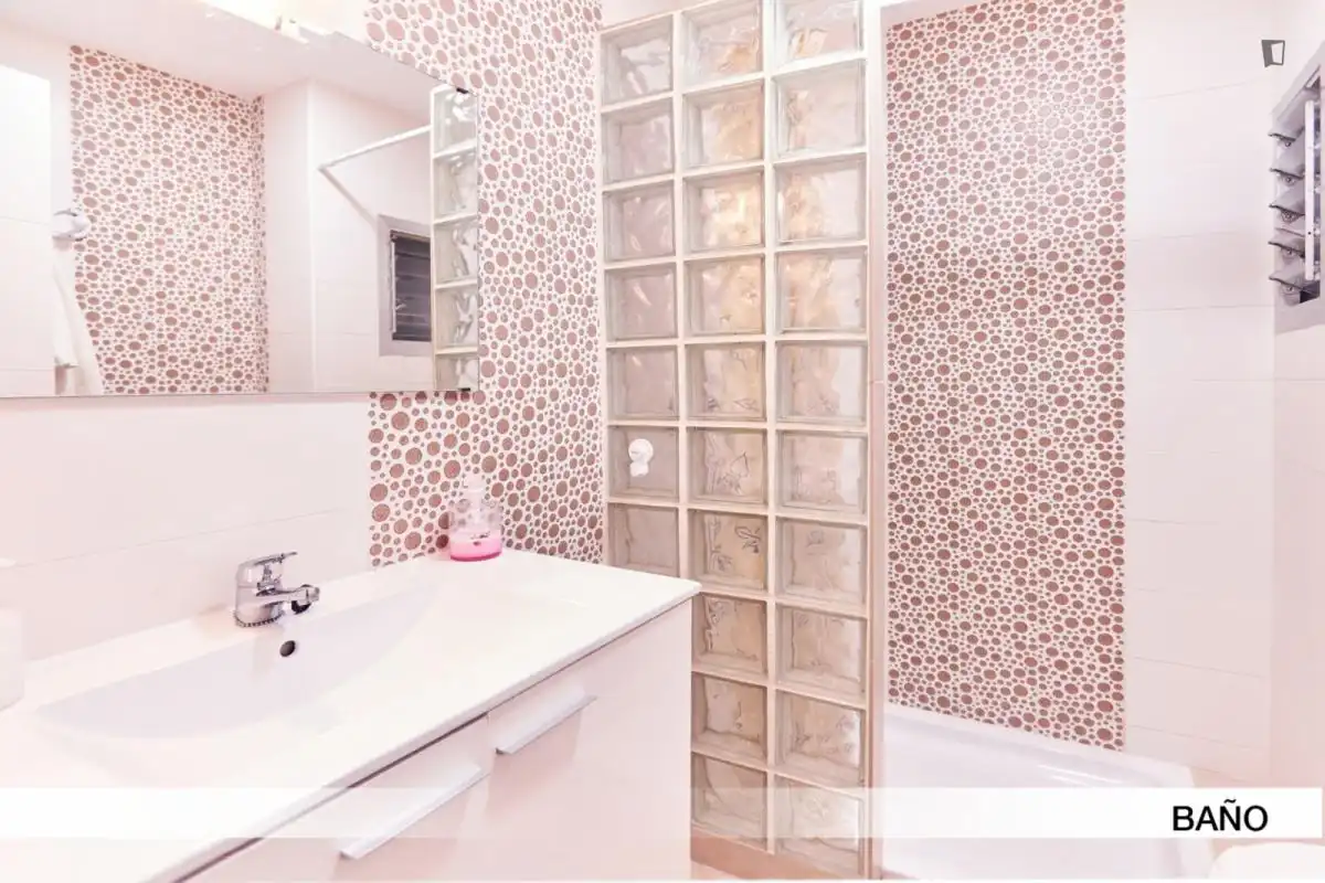 Habitación en El Plantinar – Avda. La Paz - El Juncal