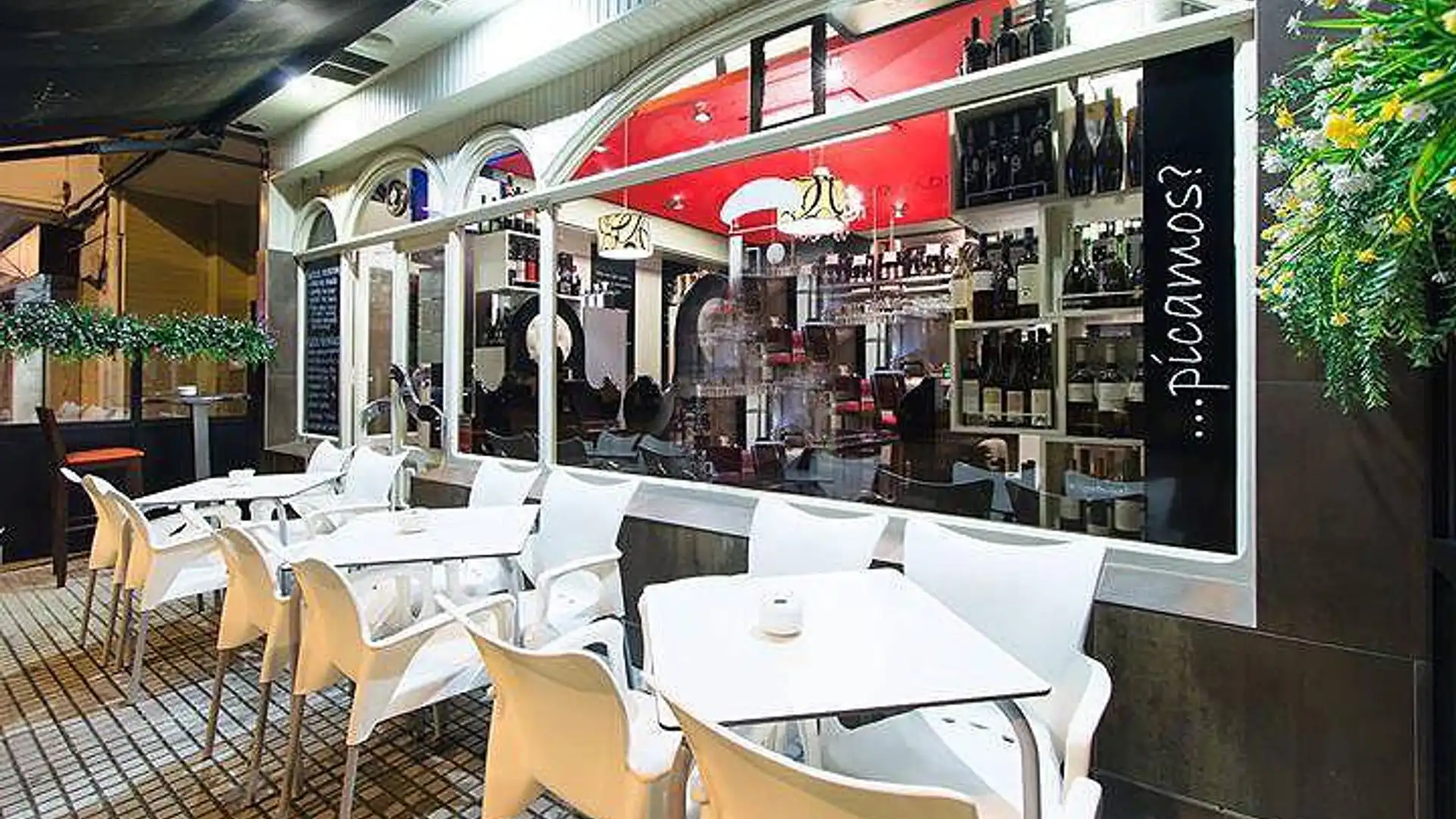 Local en traspaso en Cuatro Caminos - Plaza de la Cubela