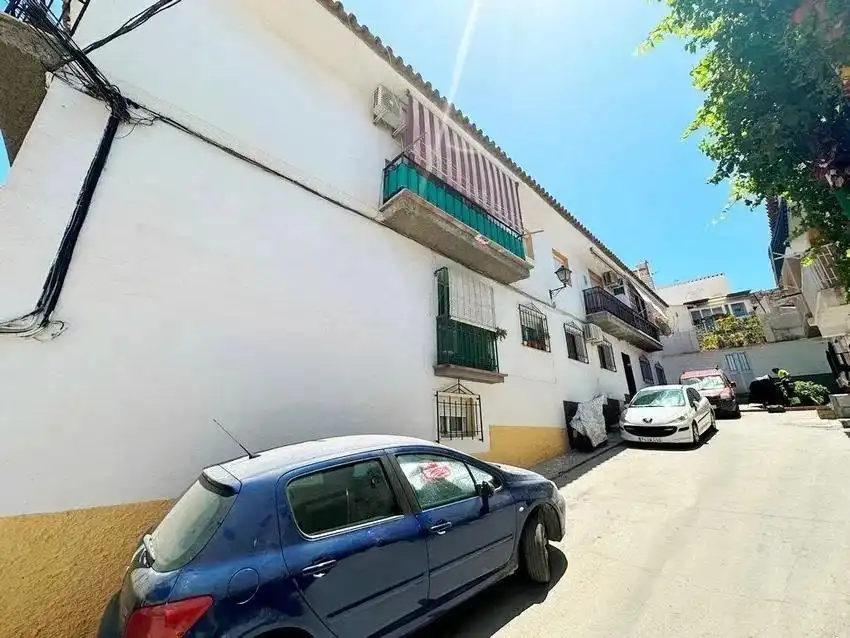 Vista exterior de Piso en venta en Vélez-Málaga