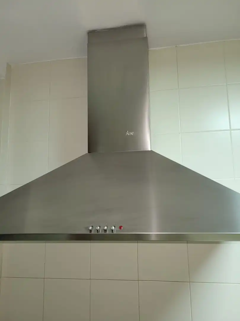 Cuina de Pis de lloguer en Málaga amb Aire condicionat, Terrassa i Piscina