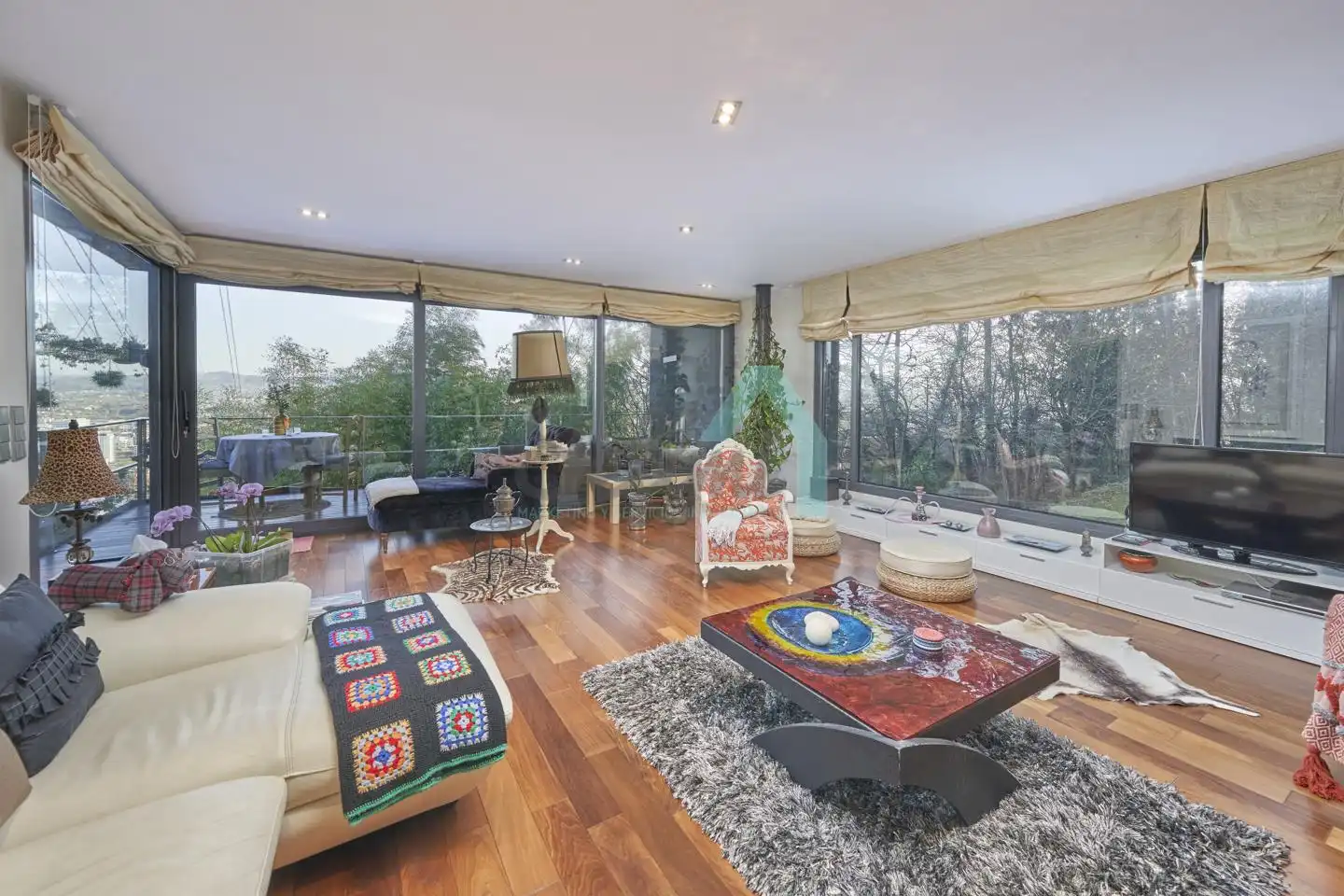 Living room of Houses for sale in Oviedo   with Air Conditioner, Heating and Private garden