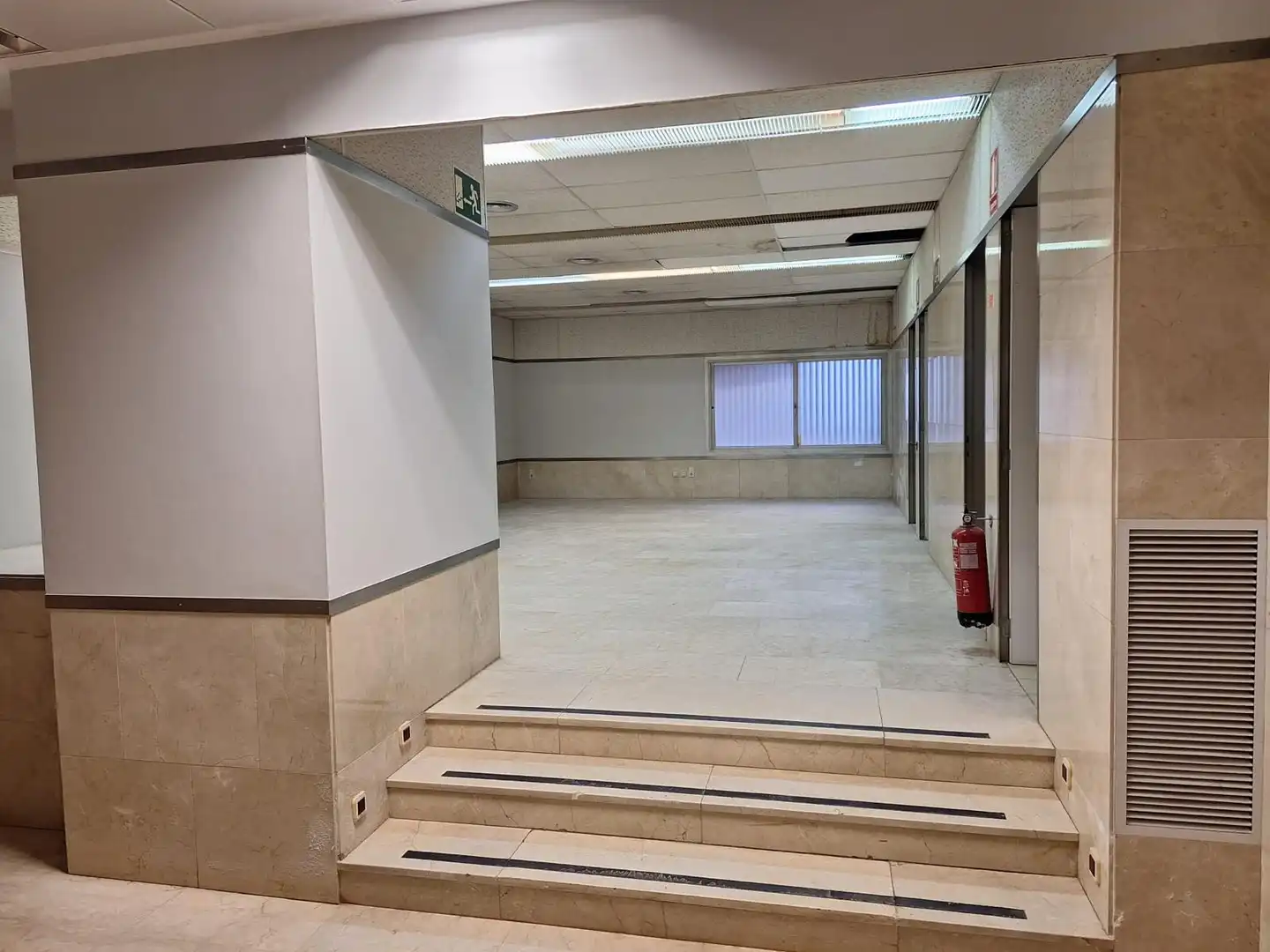 Commercial properties for rent in Motilla del Palancar  with Air Conditioner