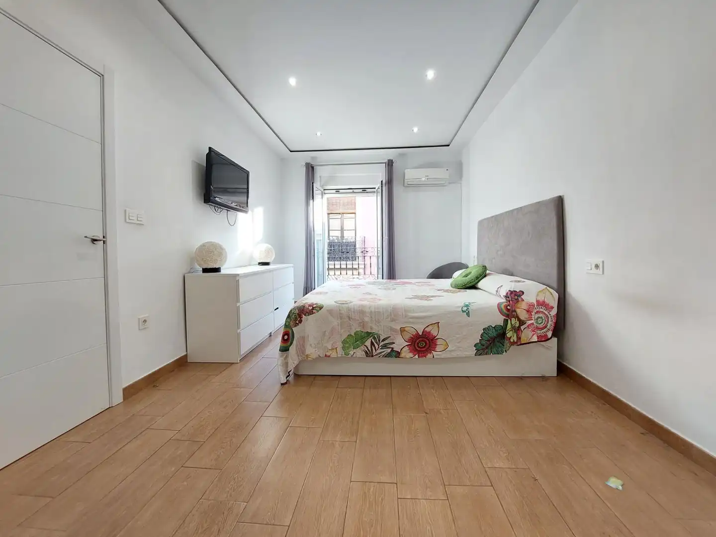 Habitación de Piso en venta en Novelda con Aire acondicionado y Balcón