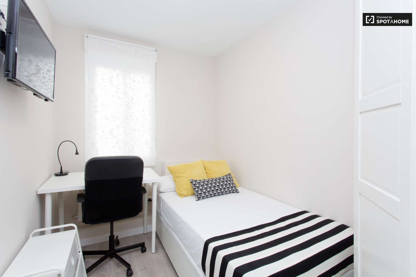 Flat to share in Universidad - Malasaña