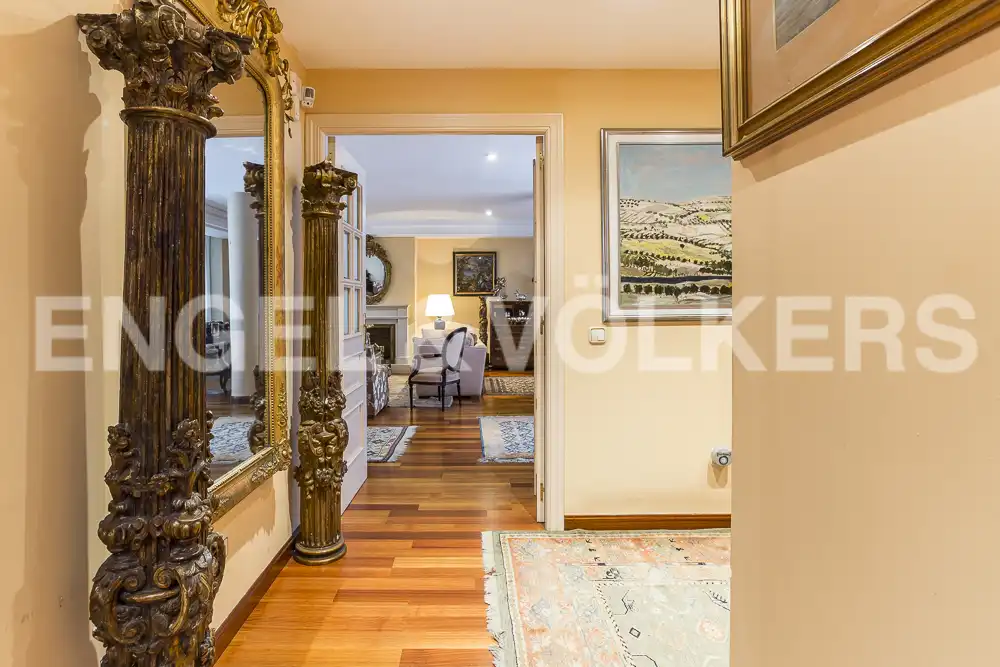Houses for sale in Madrid  with Air Conditioner, Heating and Private garden