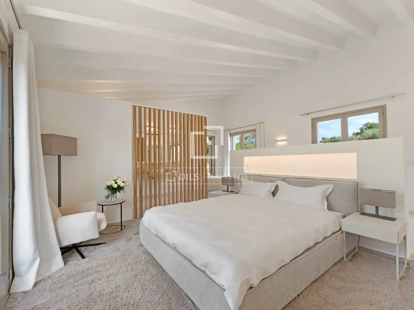 Habitación de Finca rústica en venta en Capdepera con Aire acondicionado, Calefacción y Jardín privado