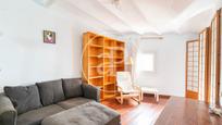 Sala d'estar de Àtic en venda en  Barcelona Capital amb Calefacció, Terrassa i Moblat