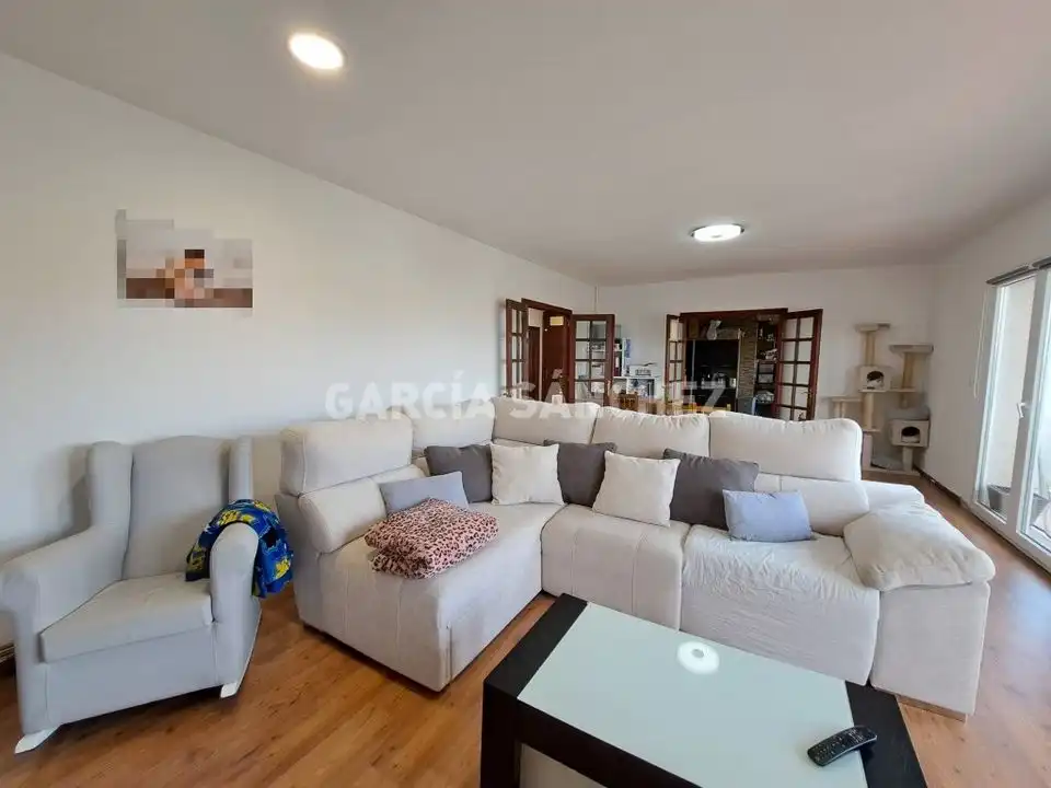 Living room of Houses for sale in Boiro  with Private garden, Terrace and Furnished