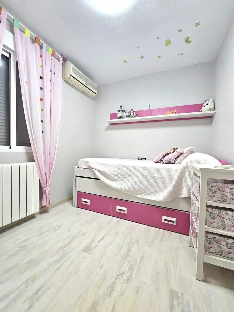 Habitación de Casa o chalet en venta en Orihuela con Aire acondicionado, Terraza y Trastero