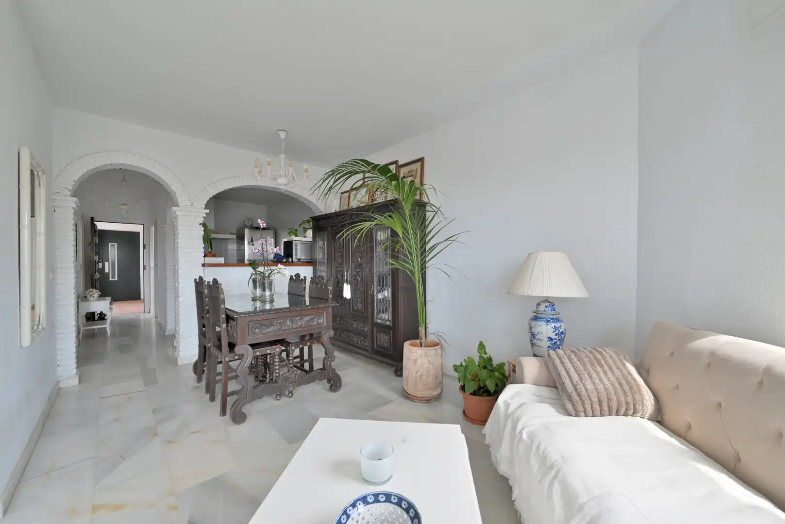Sala de estar de Apartamento en venta en Mijas con Terraza, Piscina y Amueblado