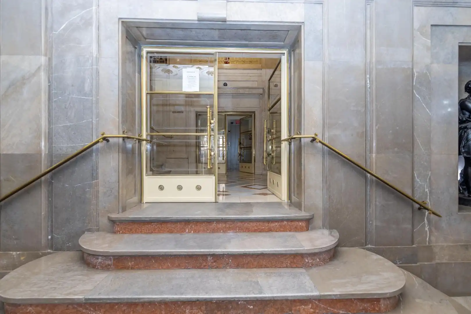 Office for rent in Granada
