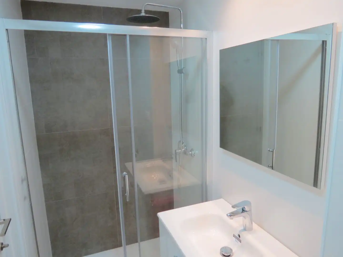 Flat for rent in Avenida Hermanos Machado, 87, Torrefiel