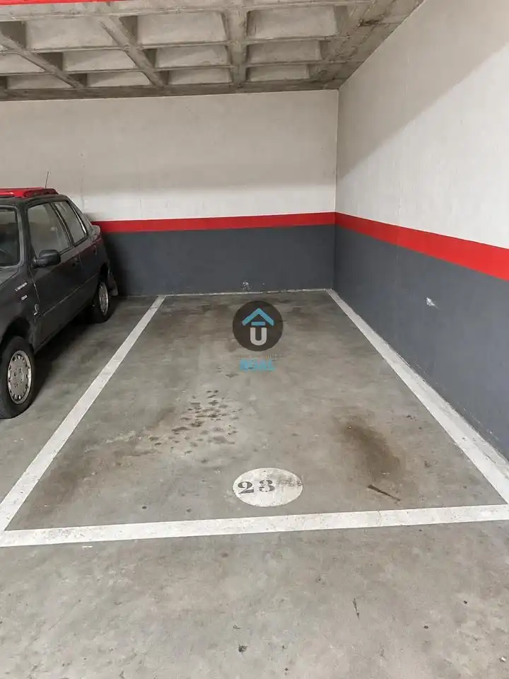 Parkplatz von Wohnung zur Miete in Madrid mit Klimaanlage, Heizung und Parkett