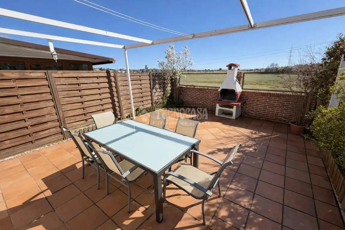Terraza de Casa adosada en venta en Collado Villalba con Aire acondicionado y Calefacción