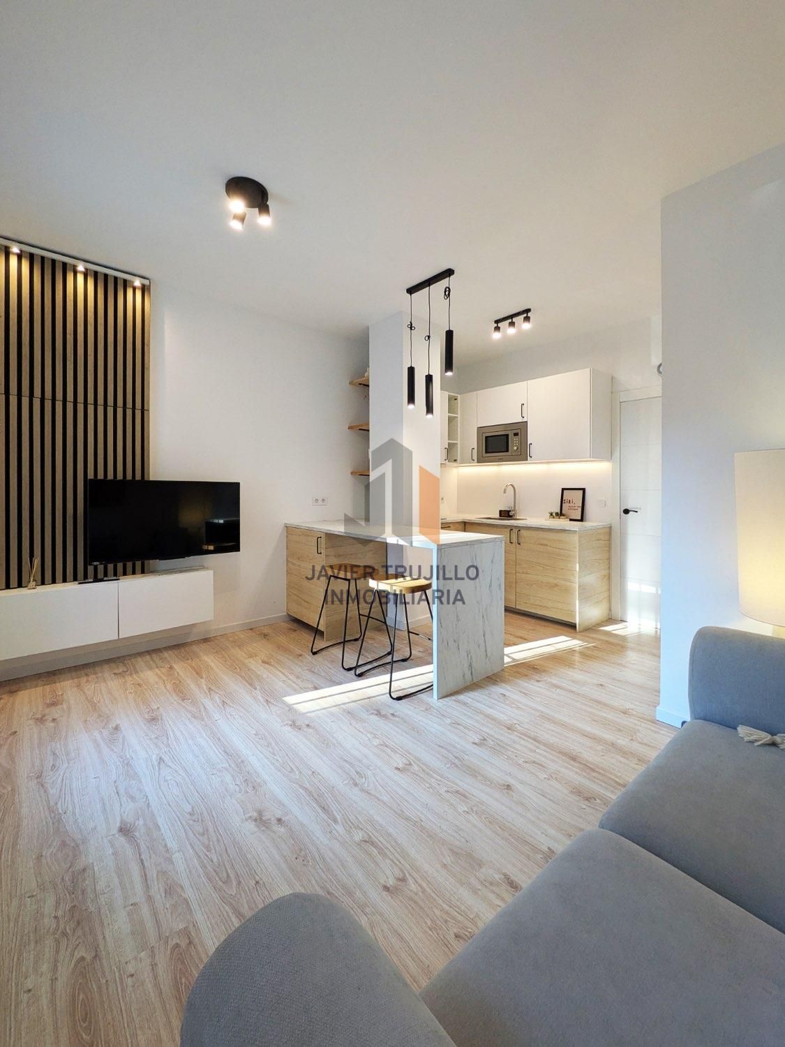 Cuina de Apartament de lloguer en Vélez-Málaga amb Aire condicionat i Moblat