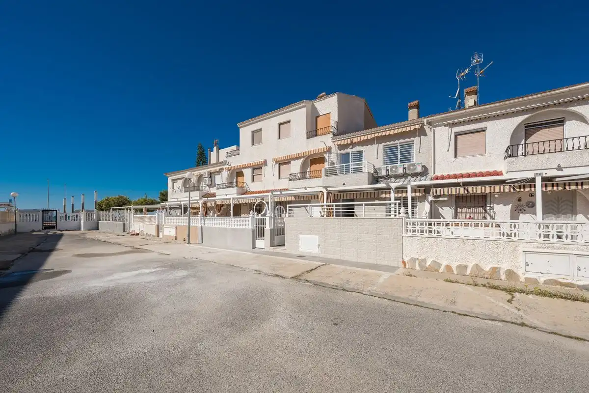 Casa pareada con terraza en venta en Calle Biar, imagen 27