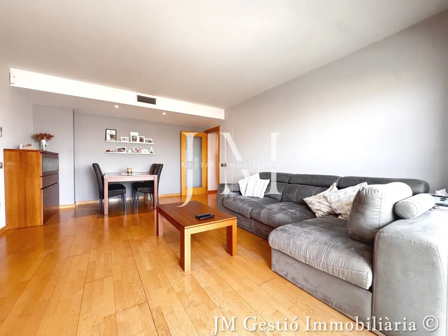 Wohnzimmer von Wohnung zum Verkauf in Terrassa mit Klimaanlage, Heizung und Parkett