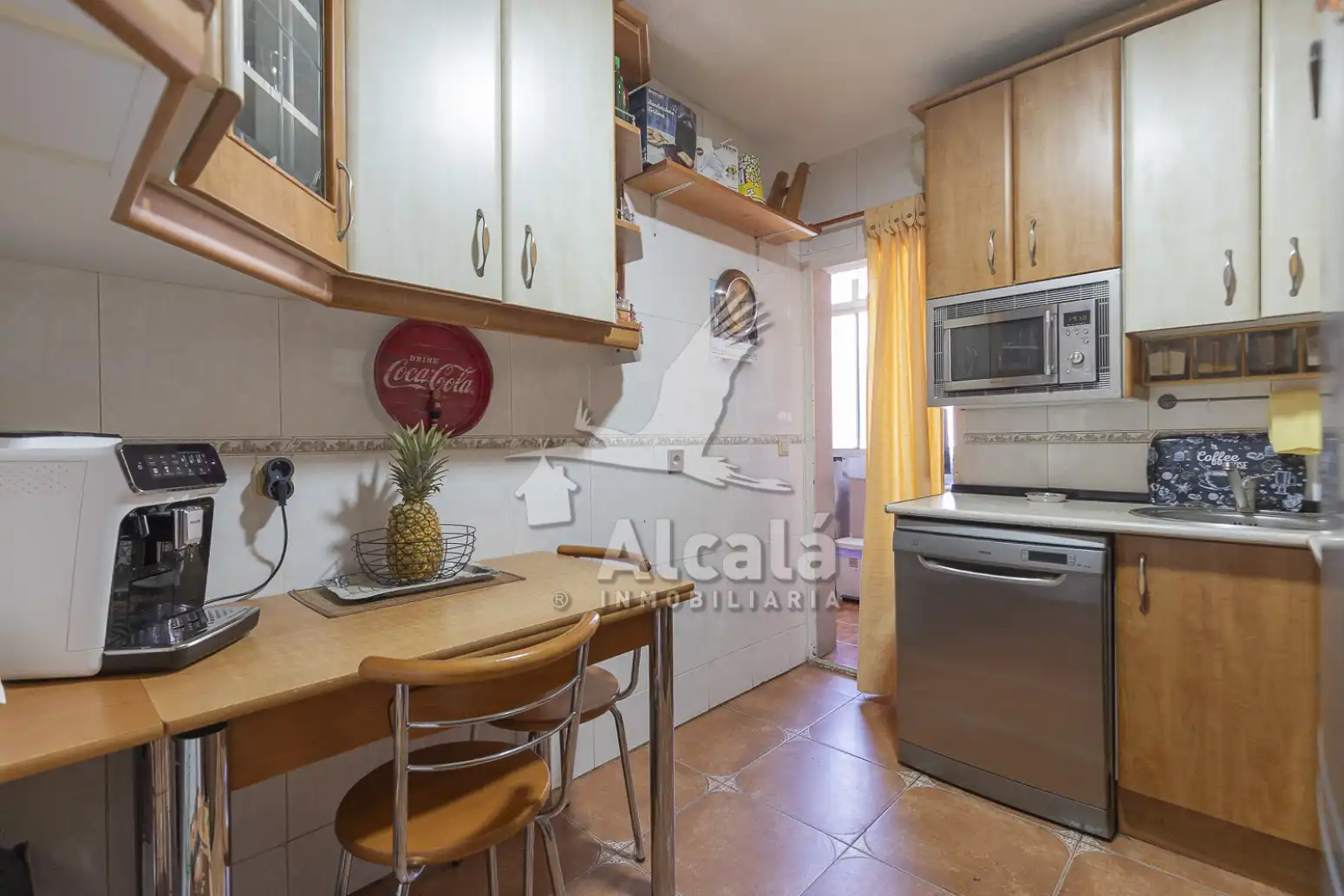 Kitchen of Flat for sale in Alcalá de Henares  with Air Conditioner, Heating and Terrace