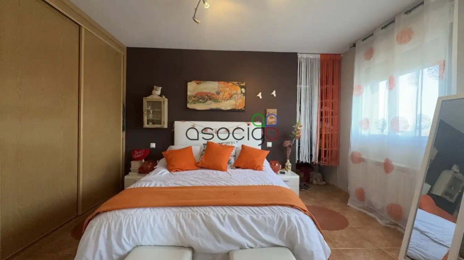 Habitación de Casa adosada en venta en Cabanillas del Campo con Calefacción, Jardín privado y Terraza