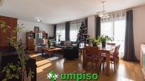 Living room of Flat for sale in Leganés  with Air Conditioner, Heating and Parquet flooring