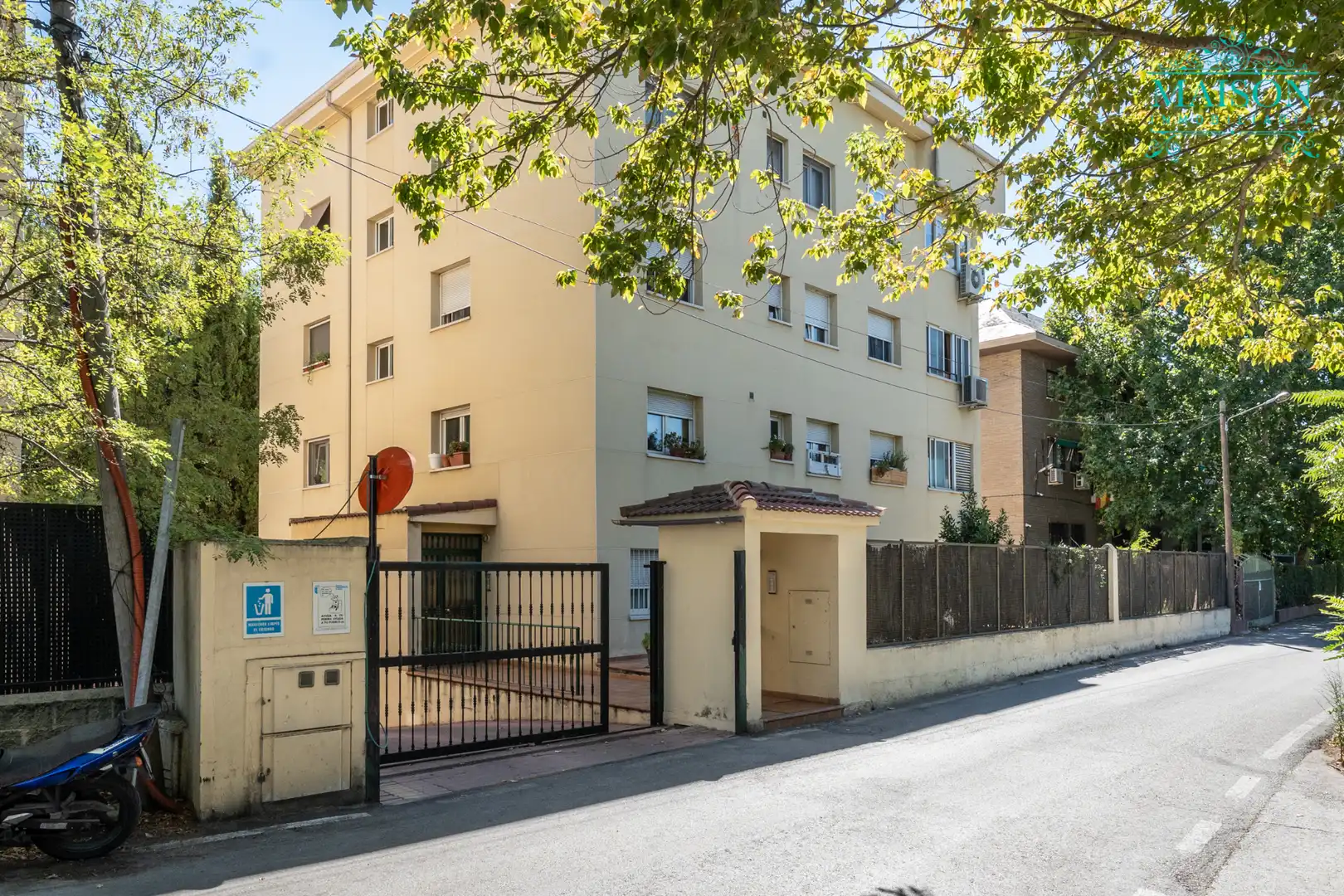 Vista exterior de Pis en venda en Paracuellos de Jarama amb Aire condicionat, Calefacció i Terrassa