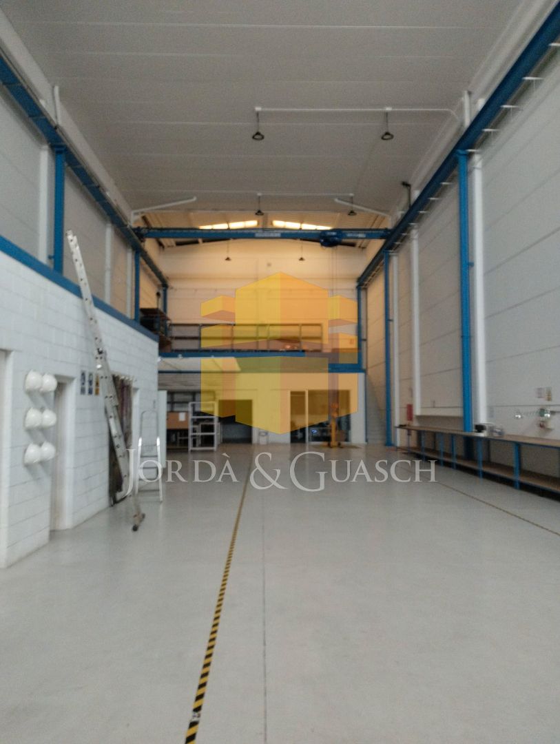 Nau industrial de lloguer a Passatge Juan de Àustria, 17, Can Serra