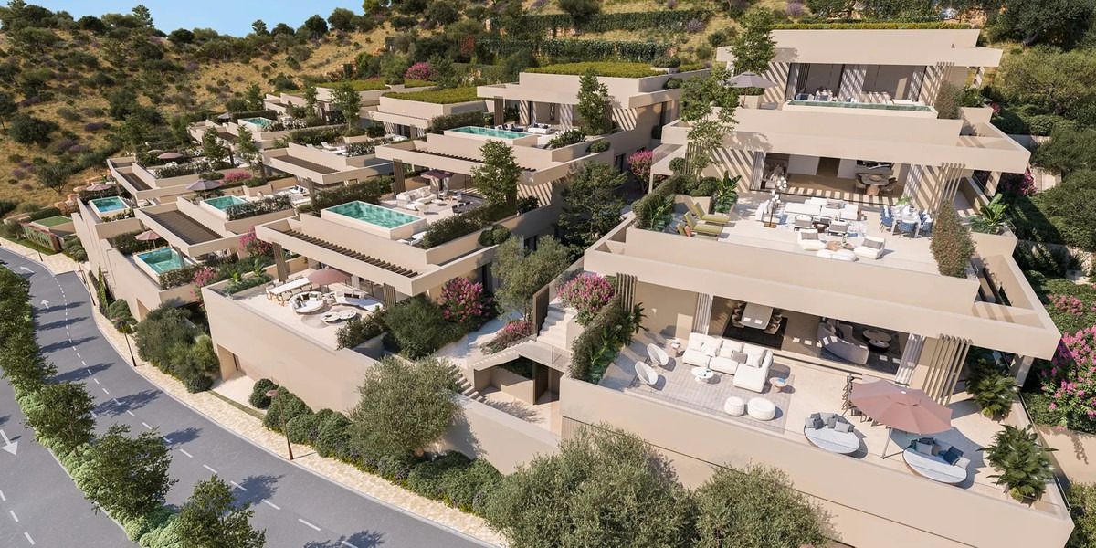 Vista exterior de Pis en venda en Estepona amb Aire condicionat, Terrassa i Moblat