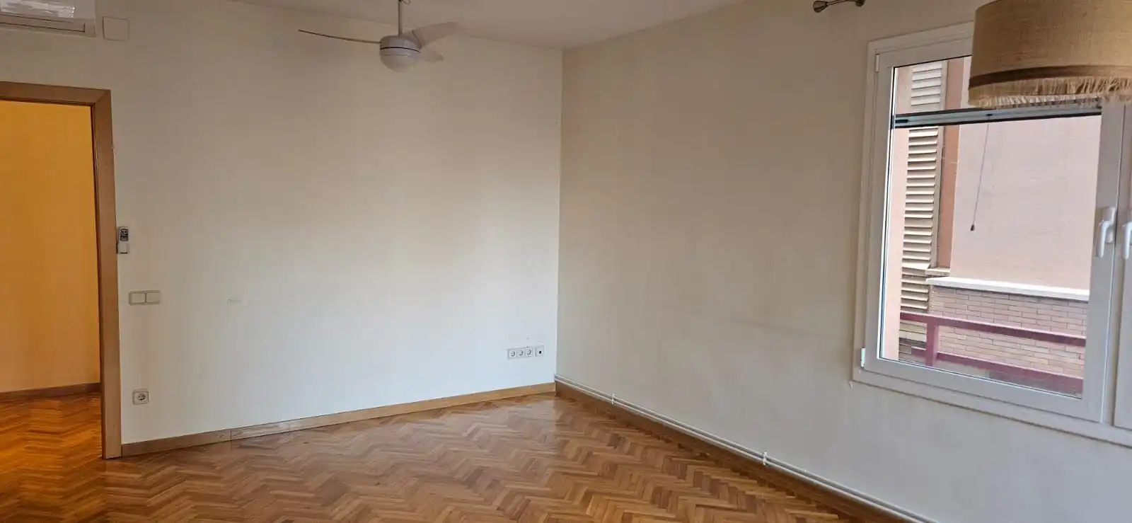 Sala de estar de Piso en venta en Barcelona con Aire acondicionado y Calefacción