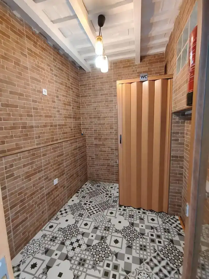 Badezimmer von Geschaftsraum zur Miete in Tarifa
