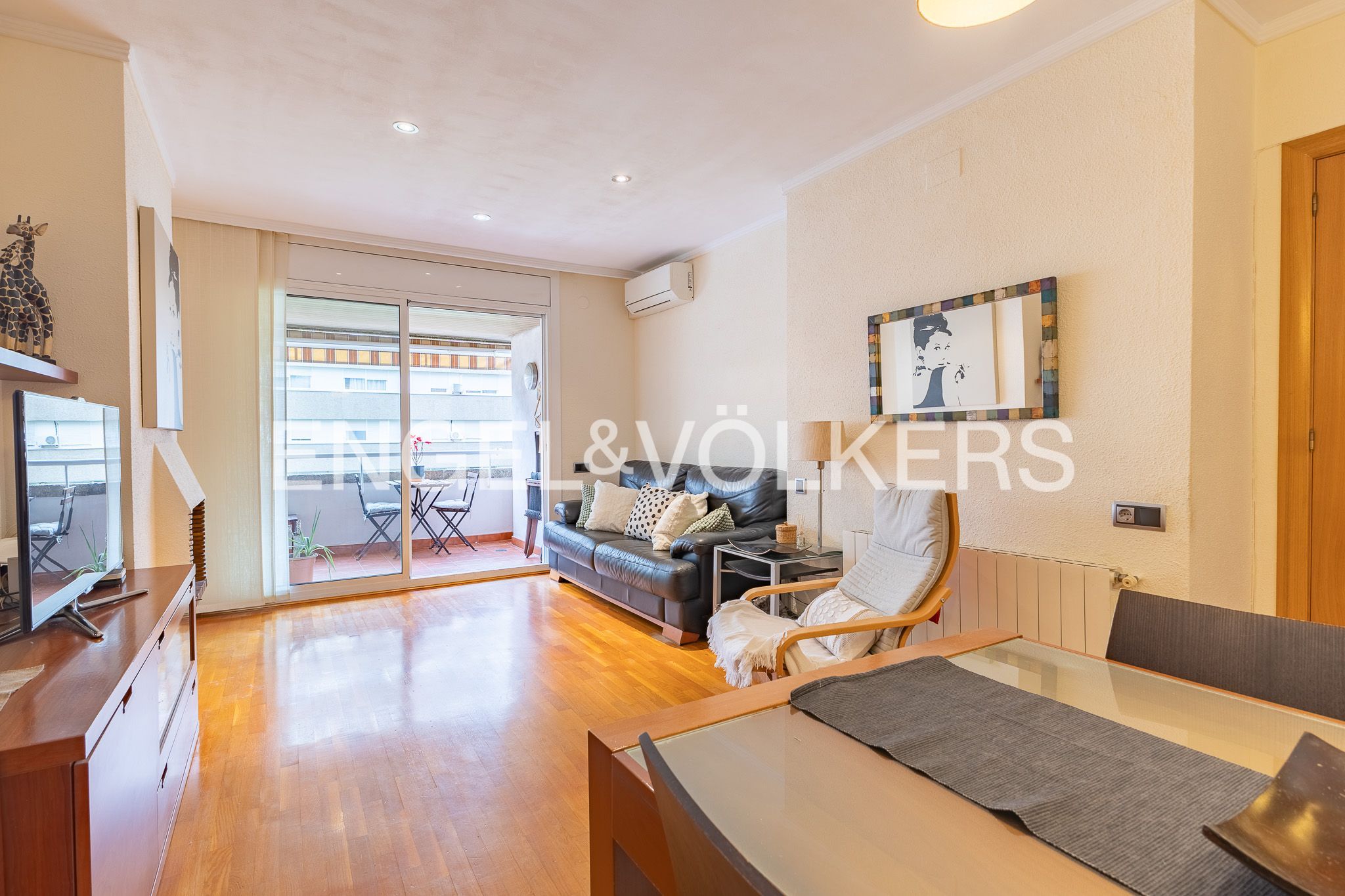 Vista exterior de Piso en venta en  Barcelona Capital con Aire acondicionado, Calefacción y Balcón