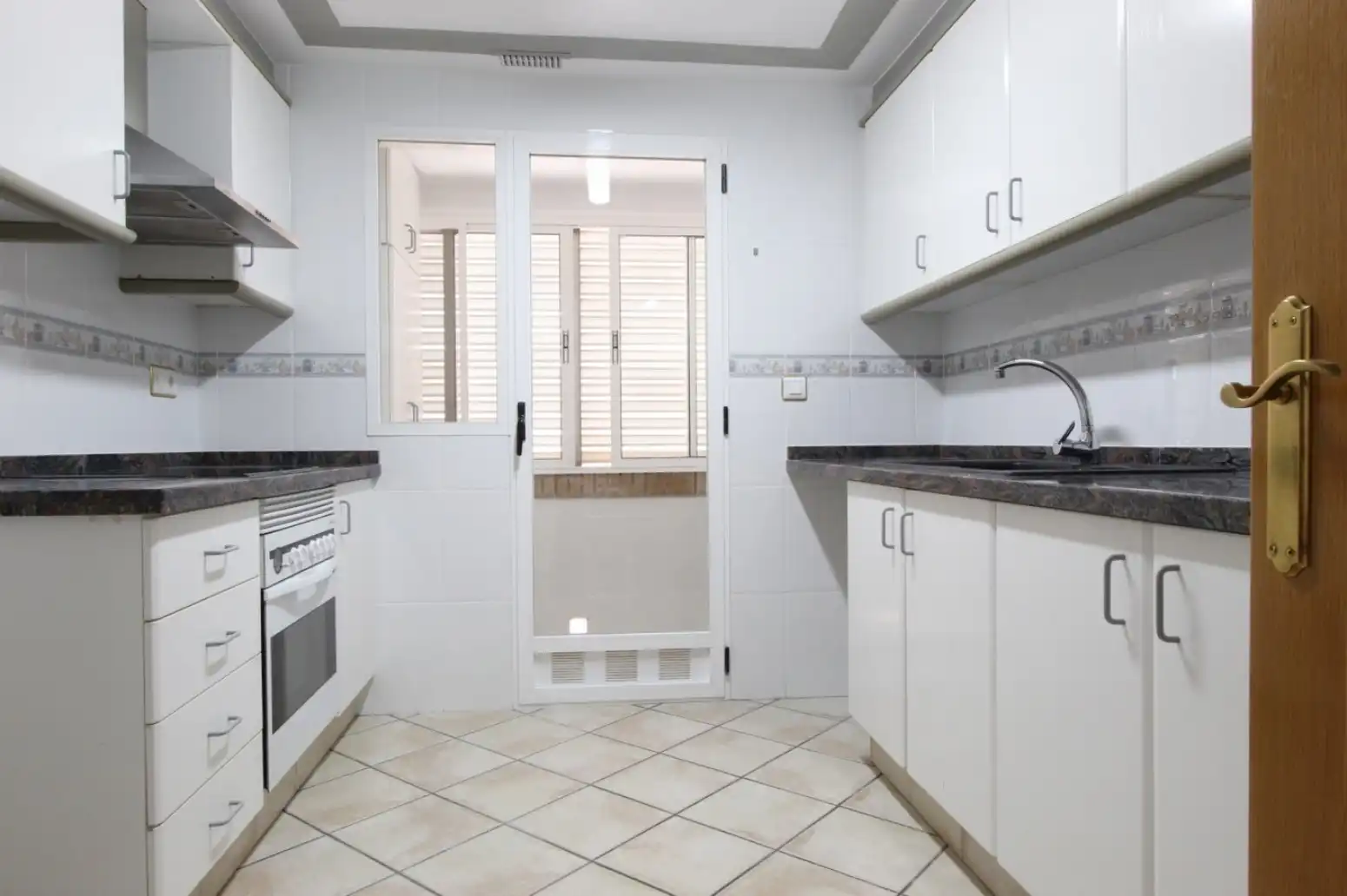 Cuina de Pis de lloguer en Alaquàs amb Calefacció