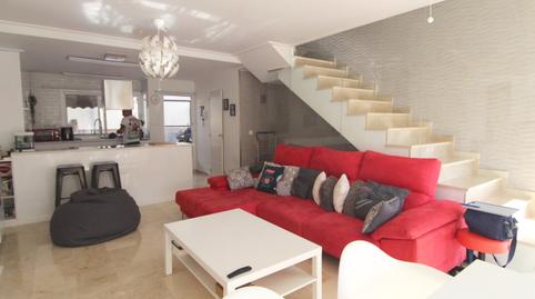 Foto 2 de Casa adosada en venda a Hondón de las Nieves / El Fondó de les Neus, Alicante