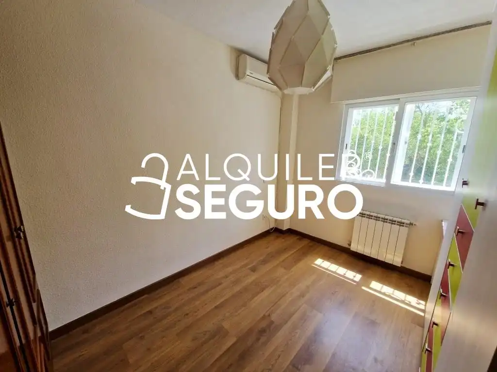 Habitación de Piso de alquiler en Humanes de Madrid con Aire acondicionado, Calefacción y Terraza