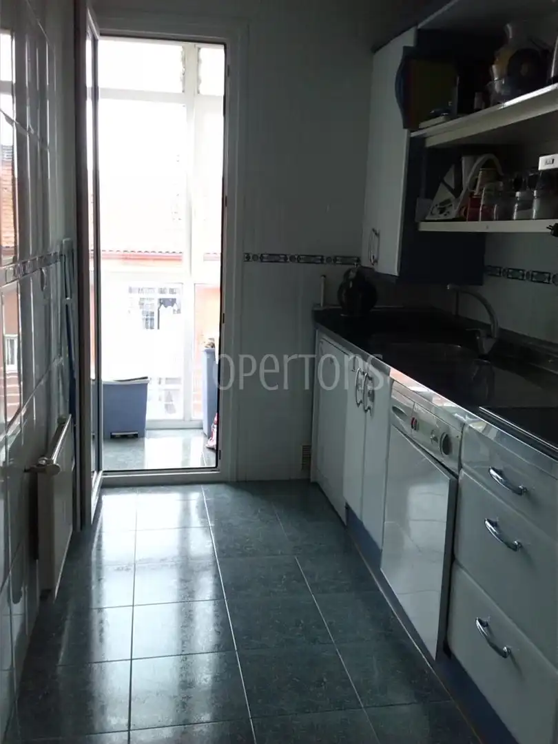 Kitchen of Flat for sale in Bilbao 