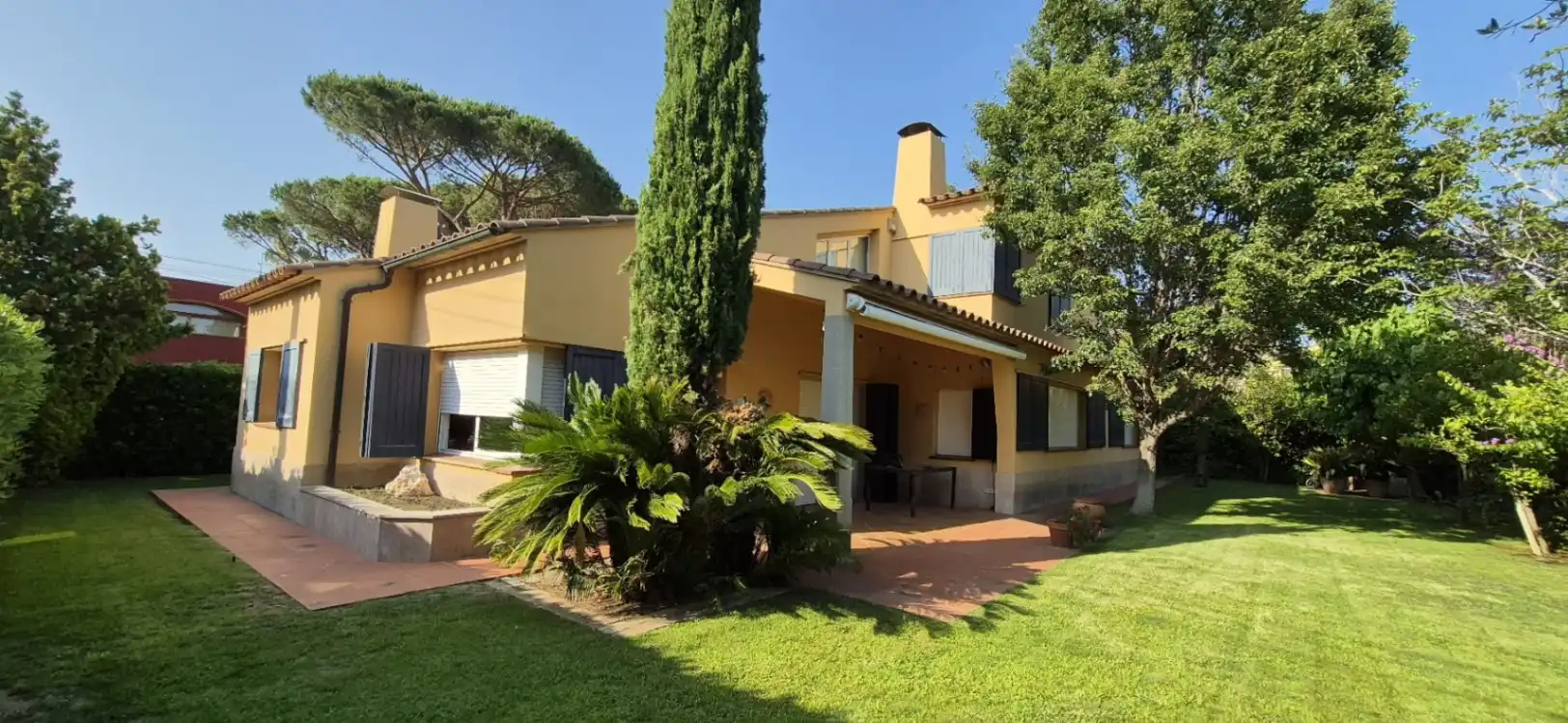Vista exterior de Casa o xalet en venda en Palafrugell amb Calefacció, Jardí privat i Terrassa