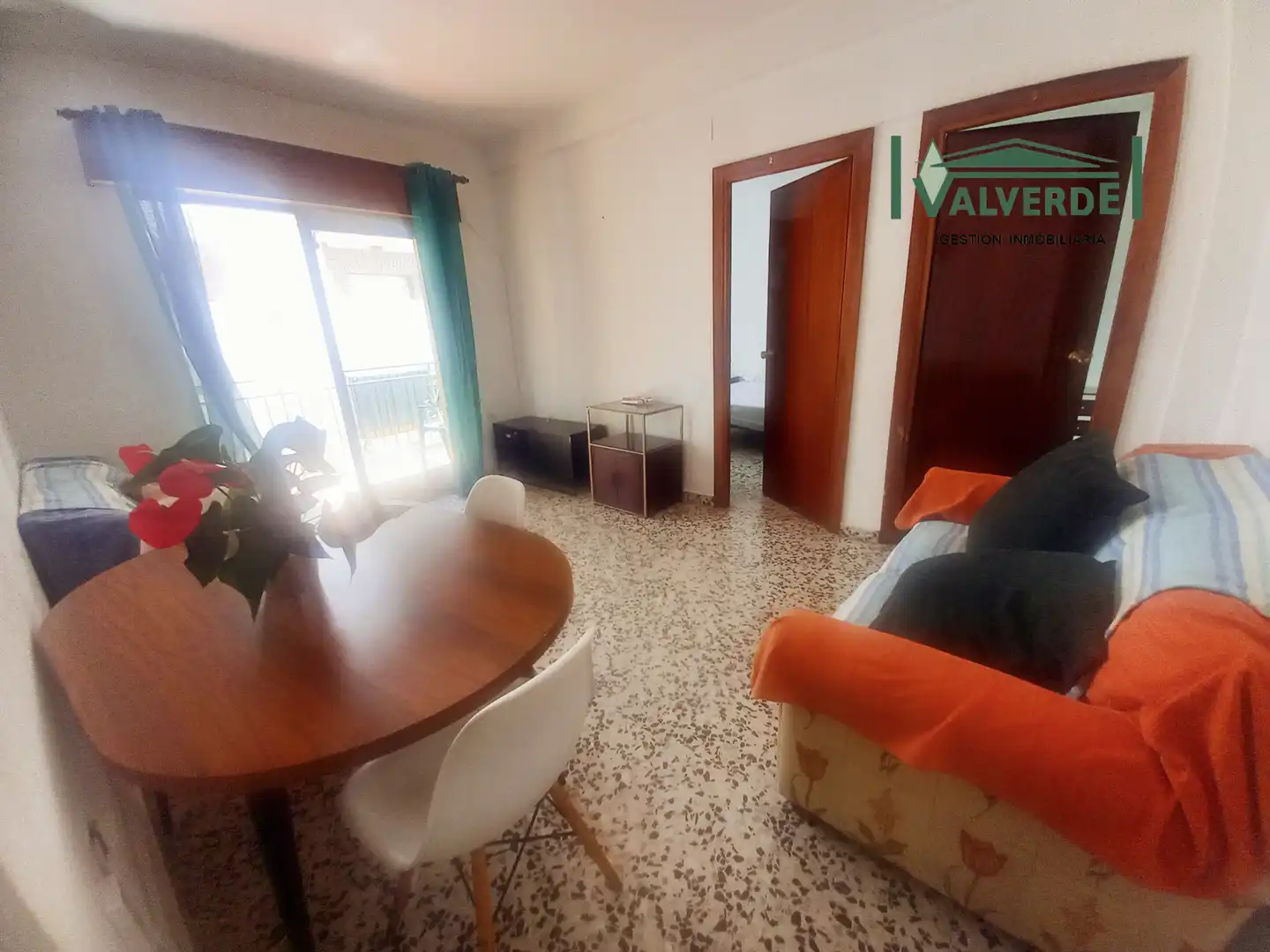 Piso con terraza en venta en Calle Puentezuelas, imagen 2