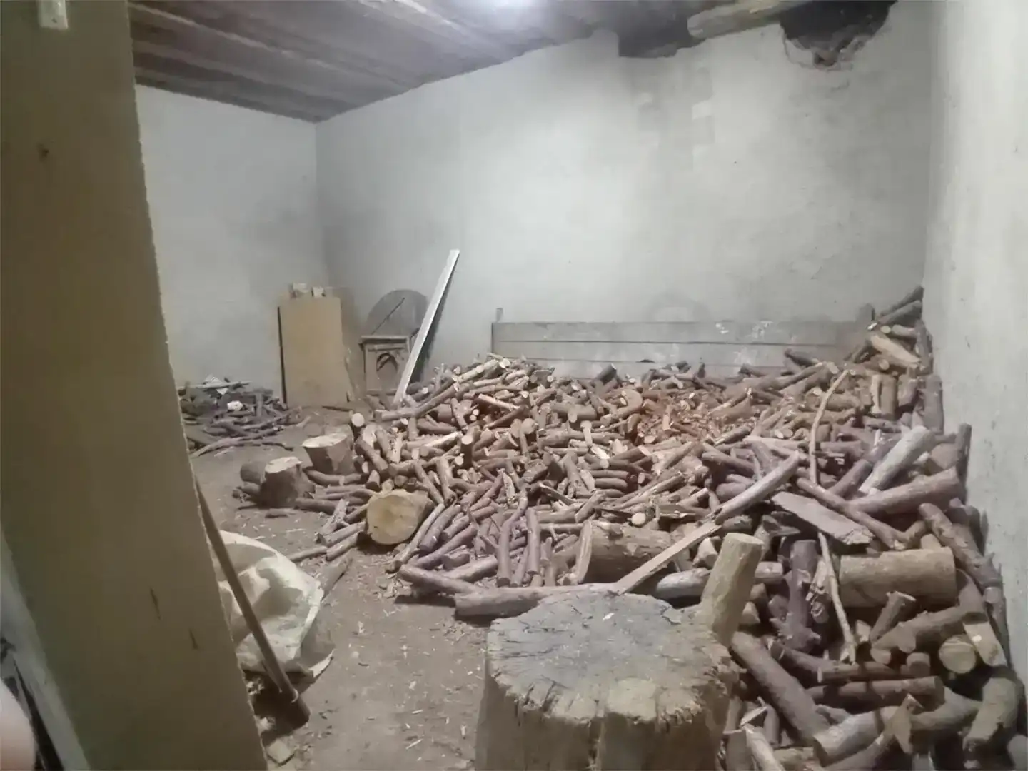 Casa adosada en venda en Cabrejas del Pinar amb Traster, Moblat i Balcó