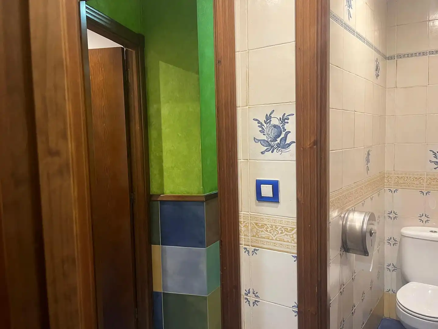 Badezimmer von Geschaftsraum zum Verkauf in Barakaldo  mit Klimaanlage, Möbliert und Alarm