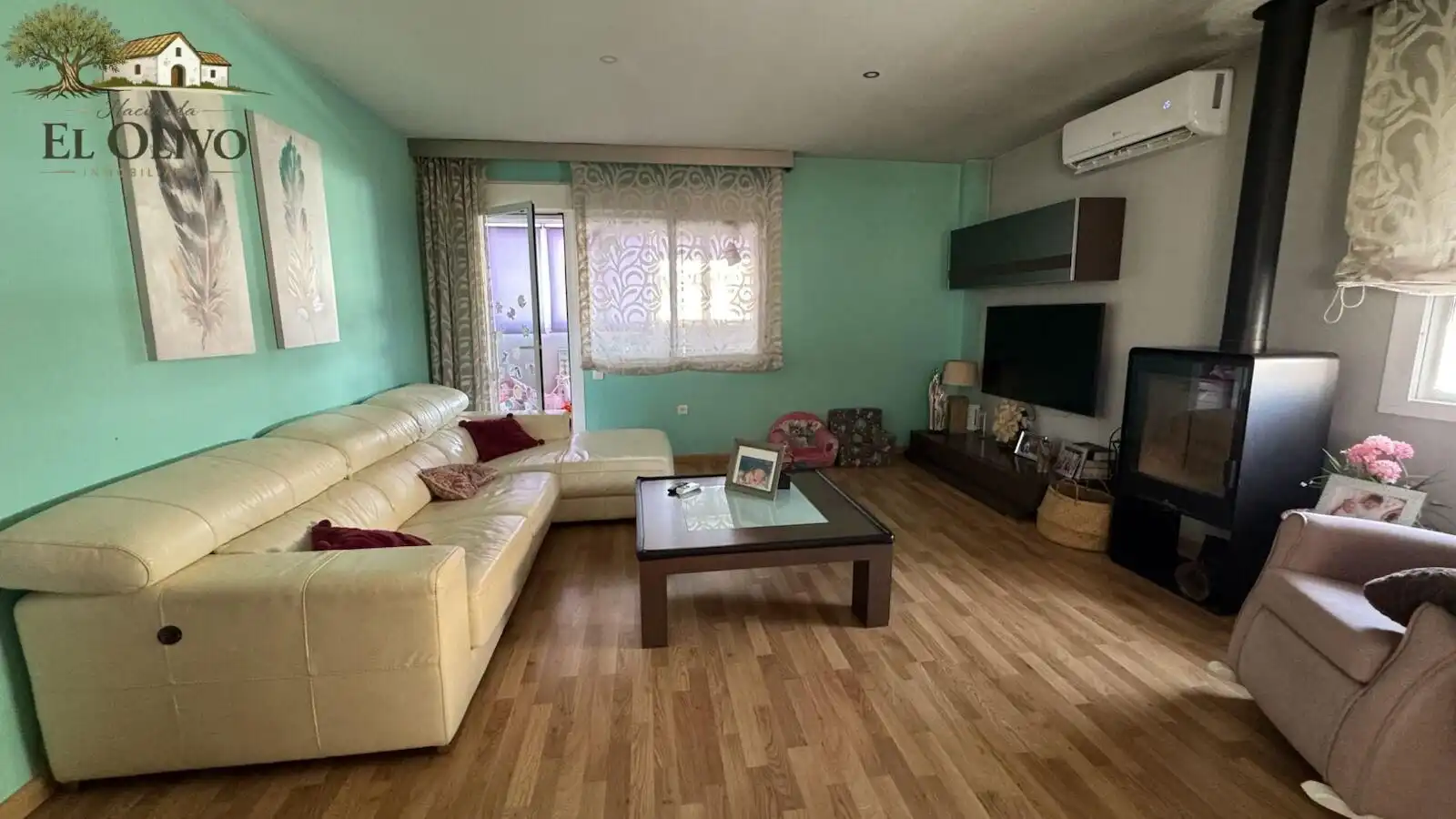 Sala d'estar de Casa adosada en venda en Almería