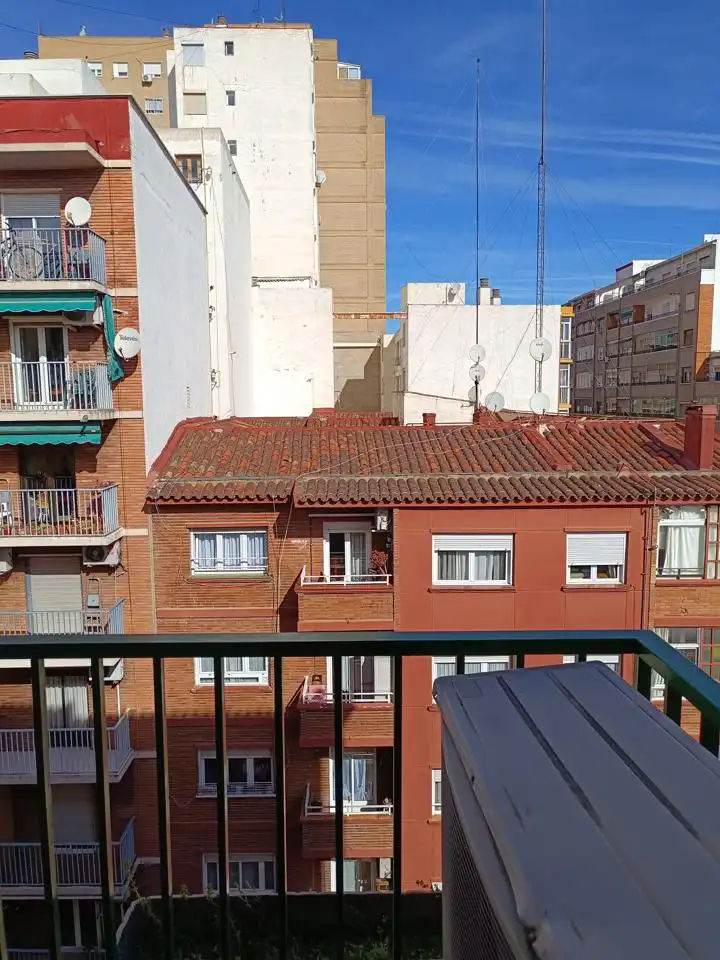 Exterior view of Flat for sale in Zaragoza  with Air Conditioner, Heating and Parquet flooring