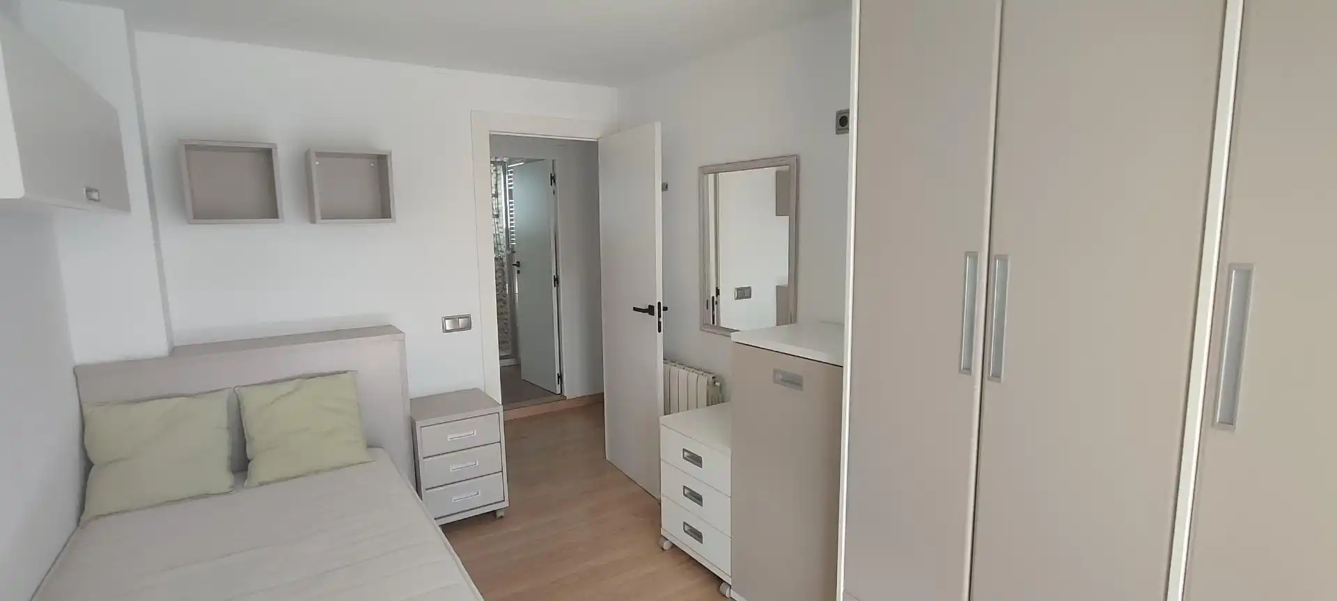 Flat with terrace to rent in Calle Esglesia de Sant Jordi, imagen 22