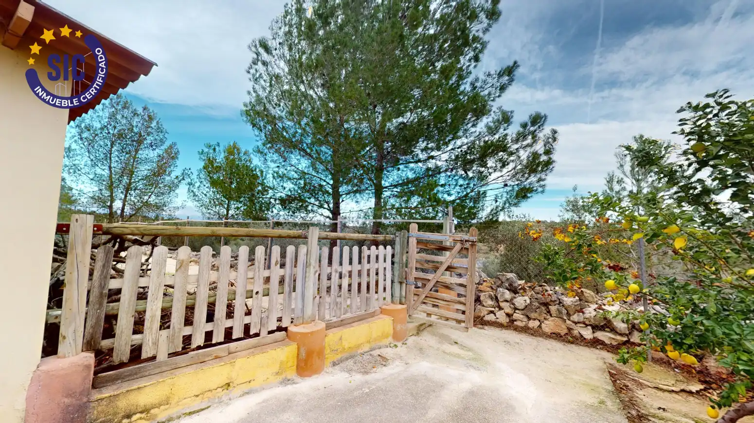 Casa o chalet en venta en Enguera - PARCELA 140 PARAJE EL CHARRAL, 104, Enguera