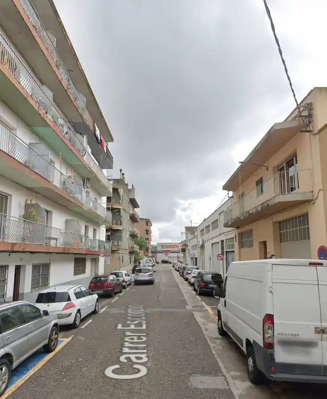Piso en venta en Carrer Escorpio